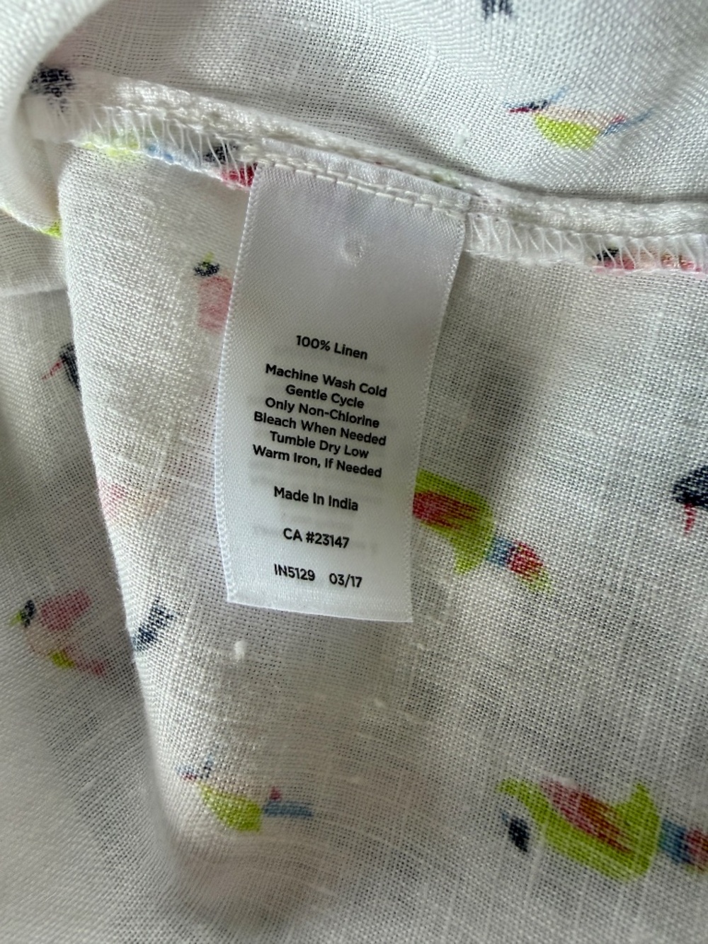 Talbots 100% Linen Parrot Print Sleeveless Blouse LP - Picture 4 of 6